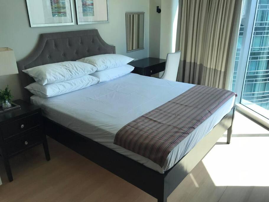 Spacious Bgc 2 Bedroom With A View Manilla Buitenkant foto